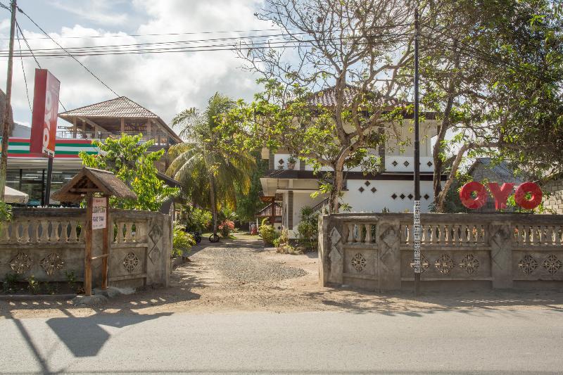 โอโย 1895 ลามันชา โฮมสเตย์ Kuta  ภายนอก รูปภาพ